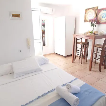 Chania Locals Rooftop Apartment *